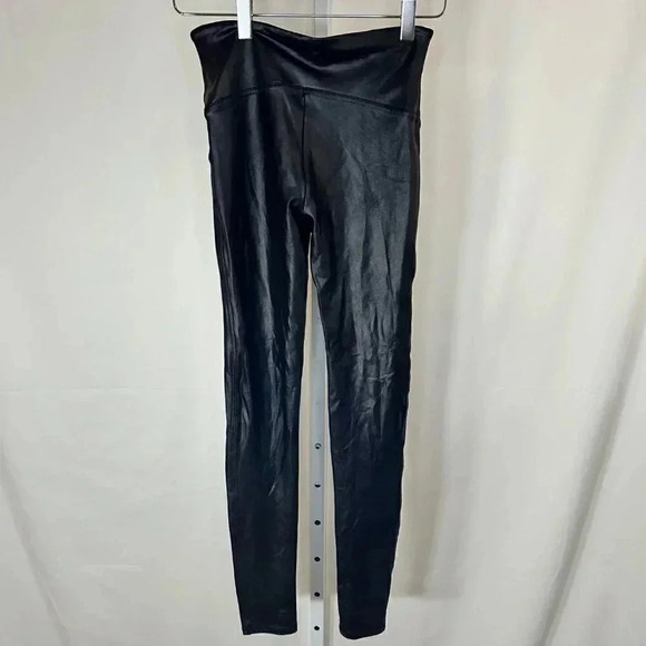Spanx Size Medium Faux Leather Leggings Women’s Black - Picture 4 of 13